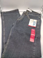 Signature by Levi Strauss & Co. Gold Label Men's relaxed 28x32 flex