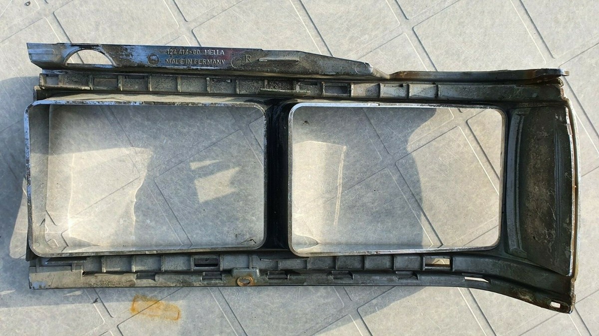 Audi Urquattro Coupe Gt 4000 Scheinwerferblende R HELLA 855941626  