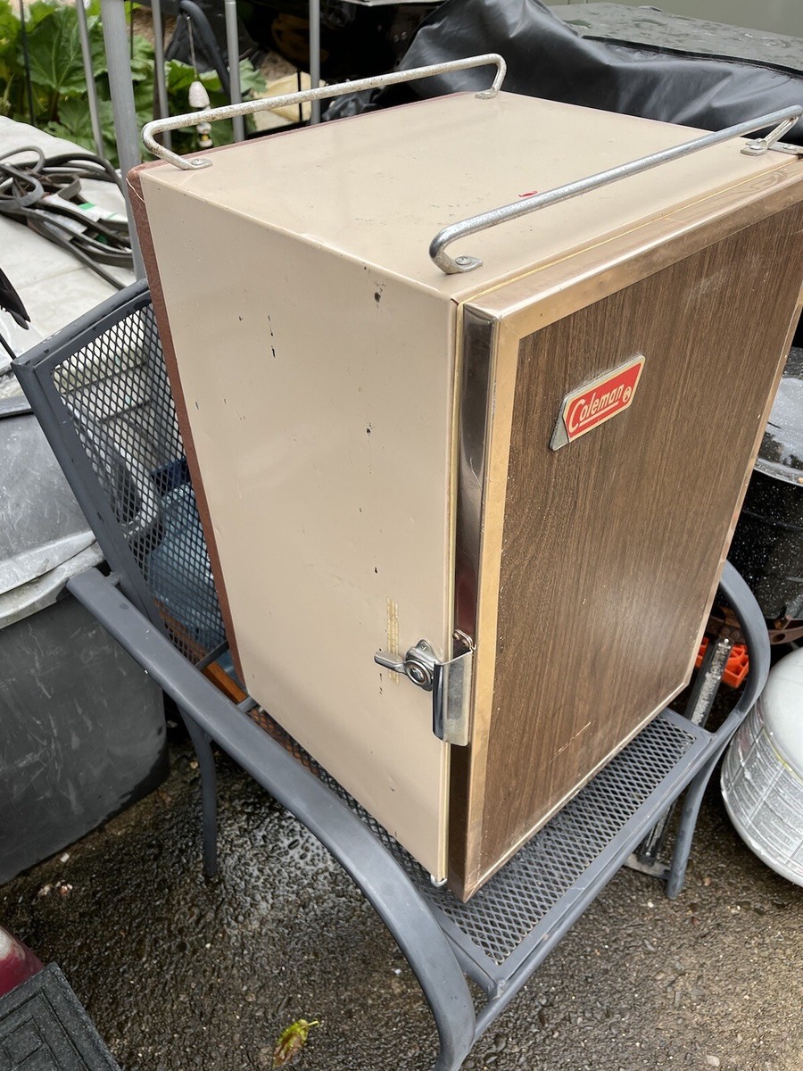 「Coleman PhadX-3」USED Antique Coleman Cooler VTG Upright Fridge 3-Way Faux Wood 26