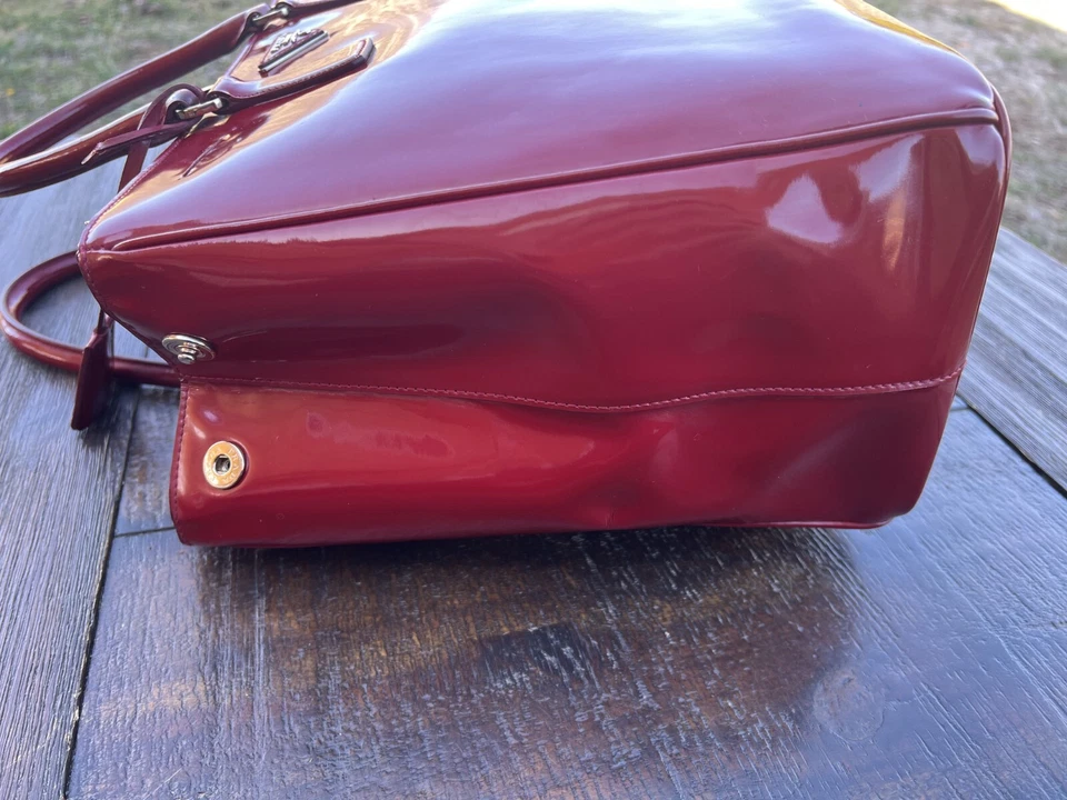 Authentic Prada Saffiano Red Patent Leather Large Galleria Tote Bag Double Zip - Image 4 of 4