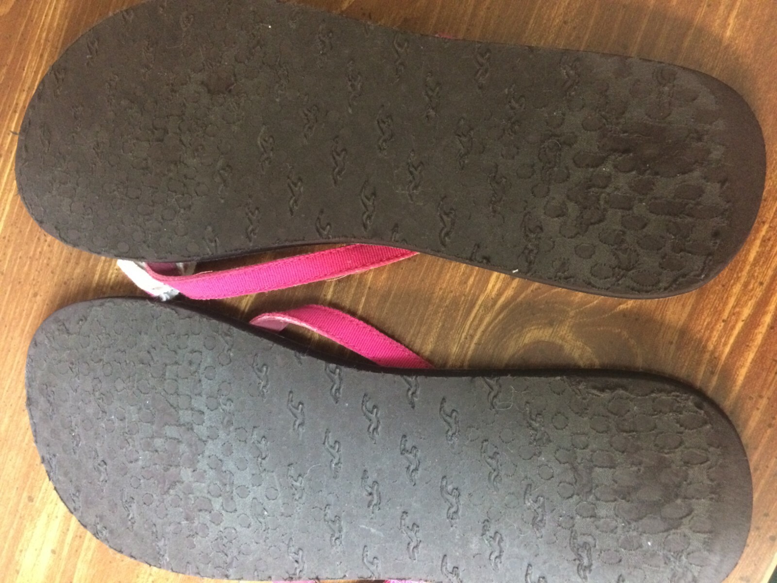 Hollister women Leather/fabric Flip Flops Size LARGE pink Bow Detail eBay
