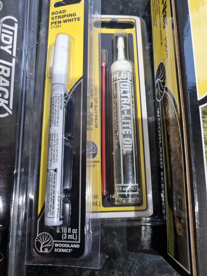 woodland scenic model vac, tidy track, road stripping pen , hob e lube