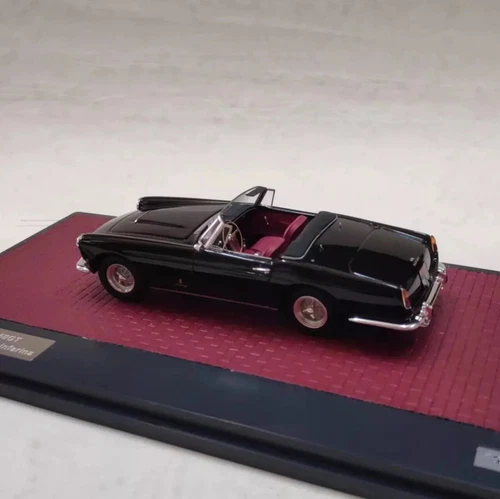 1/43 Ferrari 250GT Cabriolet Series II Pininfarina 1960 by Matrix Model - Picture 3 of 4