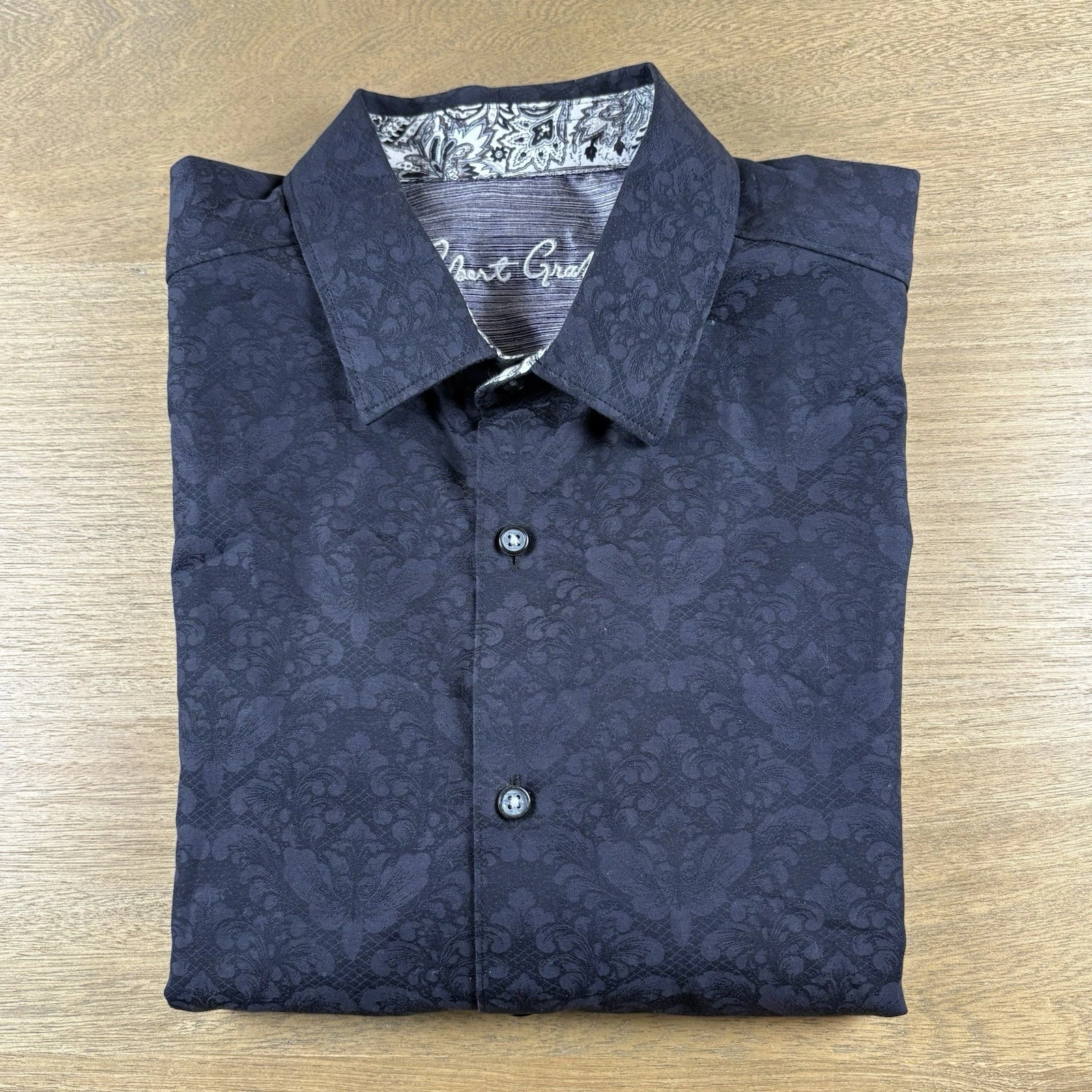 Robert Graham Men’s XL Classic Fit Moth Floral Inlay Pattern Button Down Shirt
Opens in a new window