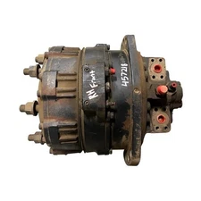 Used Wheel Motor Right Hand Front fits Willmar 8600 WR41981