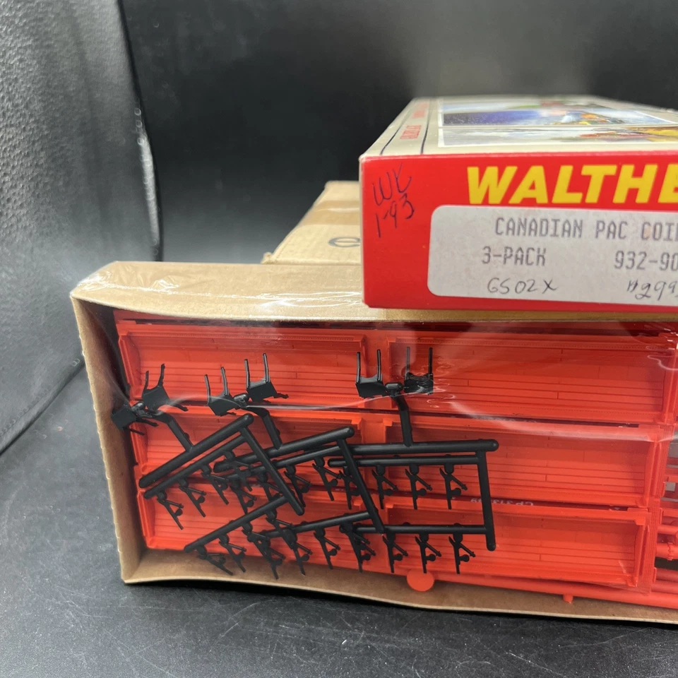 HO WALTHERS 932-9086 CANADIAN PACIFIC COIL CAR KIT 3 PACK - Image 3 of 4