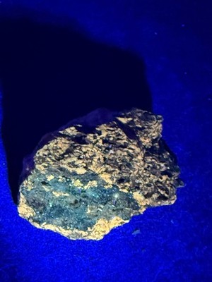 Mansfieldit, selten aus USA, Mineralien N°525/B37