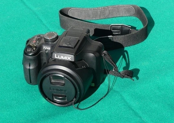 Panasonic Lumix DMC-FZ48, photo 1 sur 5