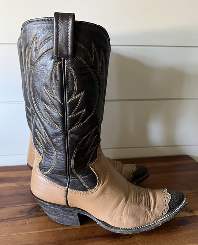 The Sanders VTG Brown/Tan Cap Toe Cowboy Boots Womens Size 6 B - Picture 2 of 12