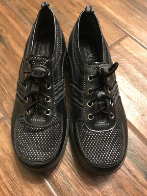 Women's Size 5M Tennis Walking Casual Shoes Get Fit Toggle Grasshoppers  blackc