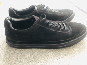 carvela sneakers for man