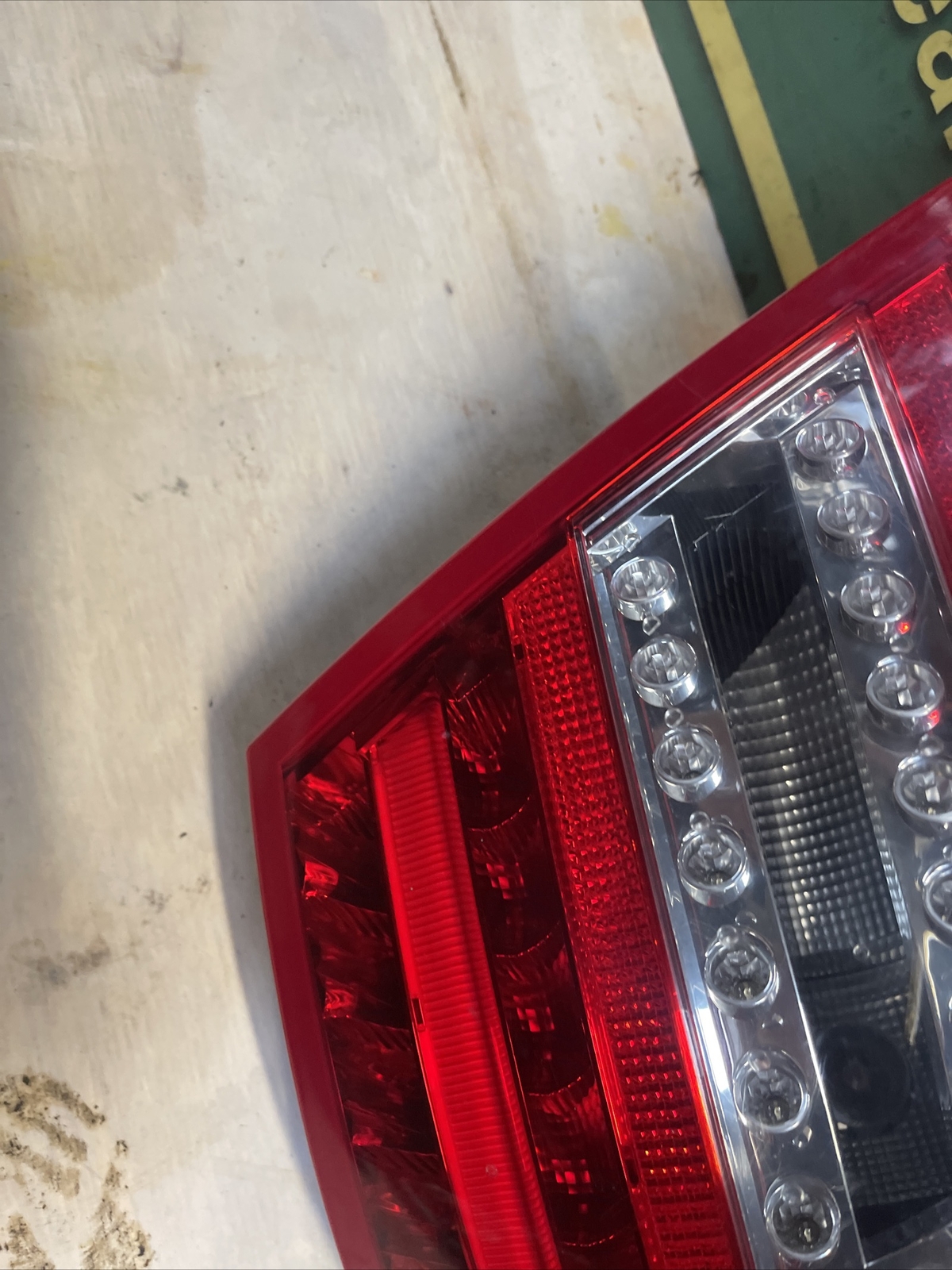 MERCEDES BENZ CCLASS W204 ESTATE REAR CORNER LIGHT LEFT SIDE