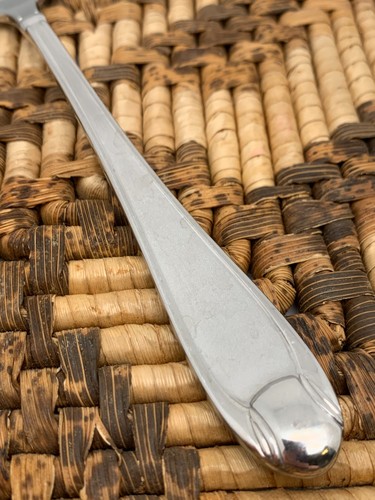 ONEIDA Stainless 18/10 SATIN GARNET Flatware *YOU CHOOSE PIECE* Frosty Center