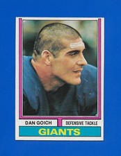 1974 Topps Football #102 Dan Goich ROOKIE card New York Giants Centered NM/MT. rookie card picture