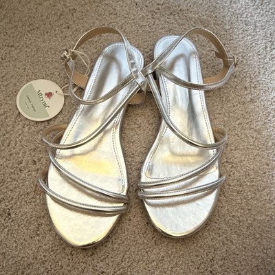 Mizyae Silver Strappy Sandals Women's Size 9 Buckle Closure Adjustable Strap