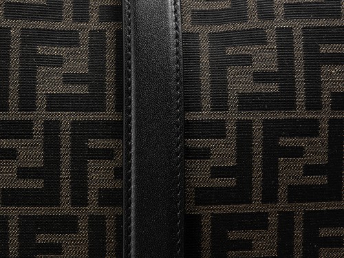 Bolso de Mano Fendi 24SS Jacquard 92399854 - Imagen 13 de 20