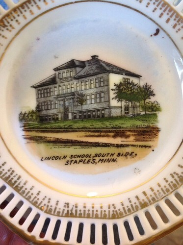 China Plate Real Photo Lincoln School South Side Staples Mn 5.75" Minnesota - 第 1/5 張圖片