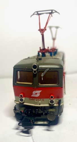 Roco H0: rote Elektrolok BR 1044, DSS, ÖBB, Ep. IV # 43654 - Bild 4 von 8