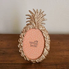 Mini Gold Pineapple Shaped Frame / Sass & Belle