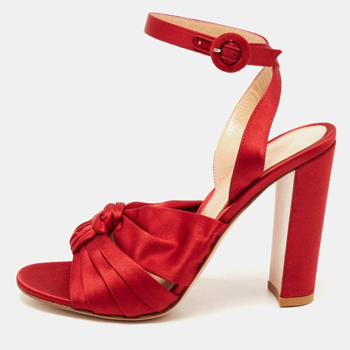 Gianvito rossi 2025 red sandals