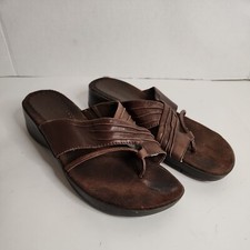 Sandalias para mujer Bare Traps "Omy" marrón cuña sin cordones cuero cómodo talla 8