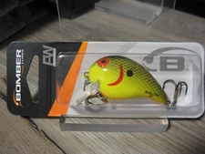 Bomber 2" Shallow A 3/8 Oz Fishing Lure Chartreuse Black Scale Back