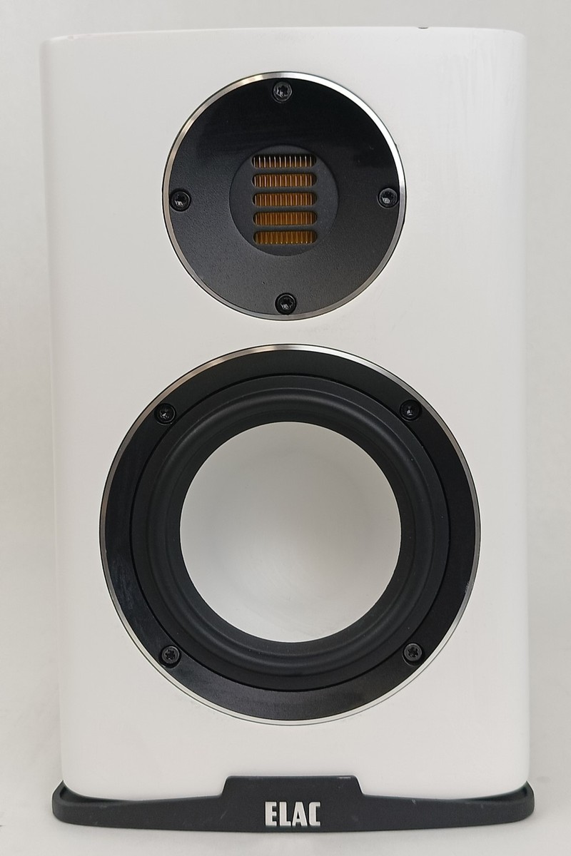ELAC Carina BS243.4 Compact bookshelf speakers (Satin Black 
