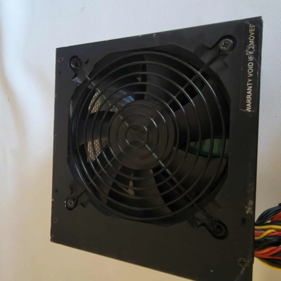 Thermaltake ToughPower TP XT-750AH3CCB Desktop Power Suppy - Image 2 of 4