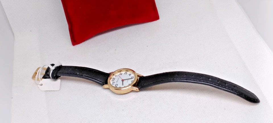 RAVEL Women's Gold Tone Black Faux Leather Strap Quartz Watch - VGC & Working - Image 4 of 4