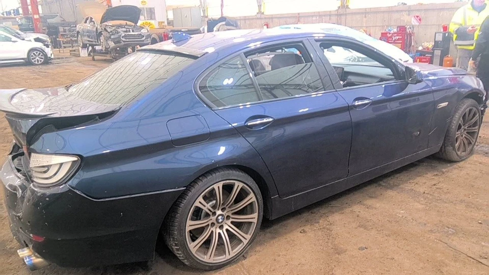 Passenger Right Axle Shaft Rear Axle Fits 11-16 BMW 550i 6870211 - Image 3 of 4