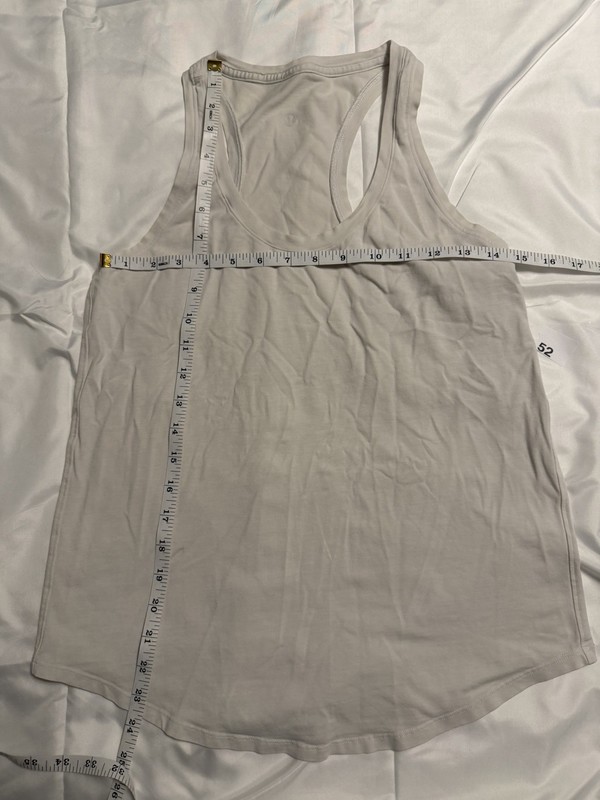 Lululemon Women’s white Solid Racerback Scoop Neck Stretch Tank Top Size M
