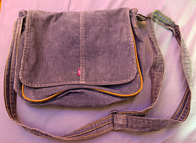 Levi's Gray Messenger Bag or crossbody, gray courduroy 90s y2k excellent shape