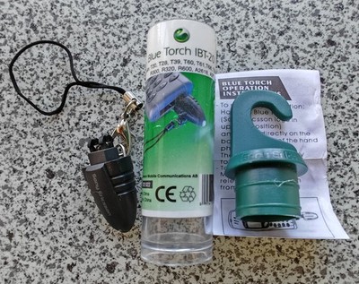 Sony Ericsson_IBT-20_NTK 102 022_Blue Torch Ansteckleuchte Anstecklampe OVP