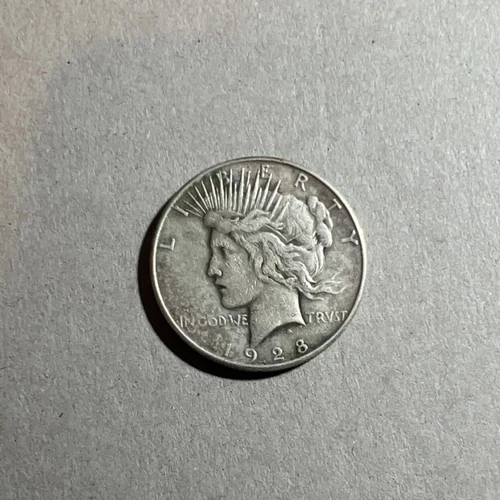 1928 Peace Dollar $1 Silver Coin Circulated Business Strike 0.9 Fineness