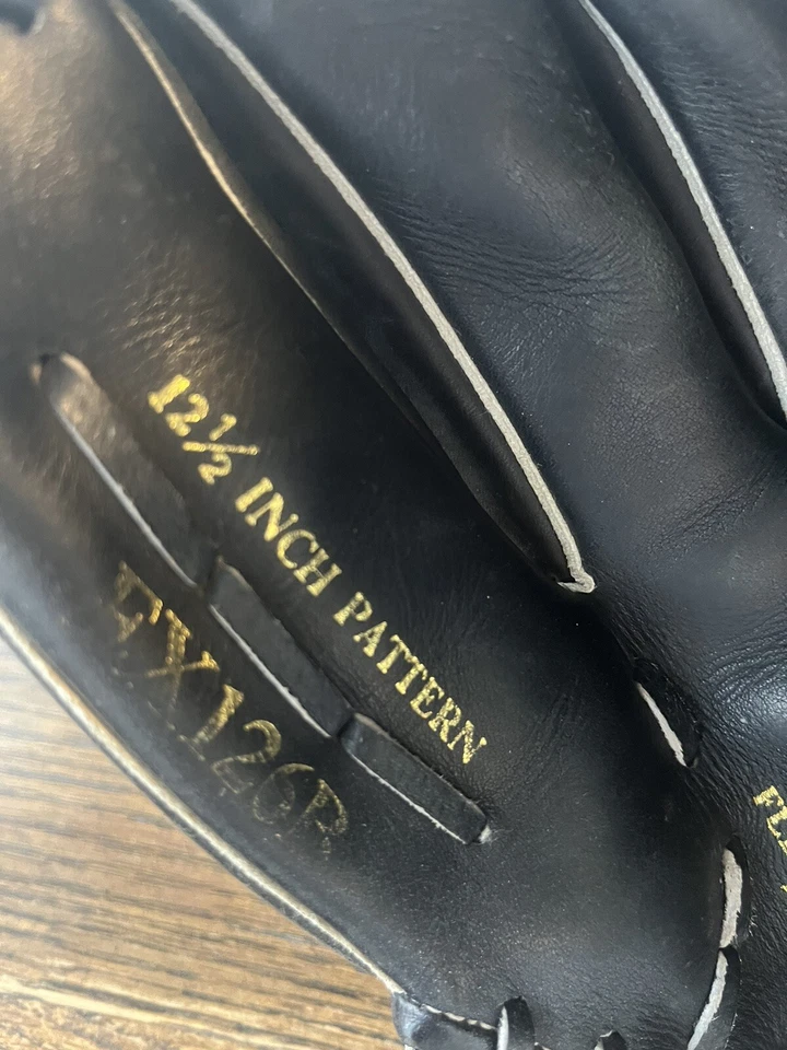 Guante de béisbol Easton 12,5” EX126B Black Magic Series LHT de cuero con guante de softbol Foto 4 de 4