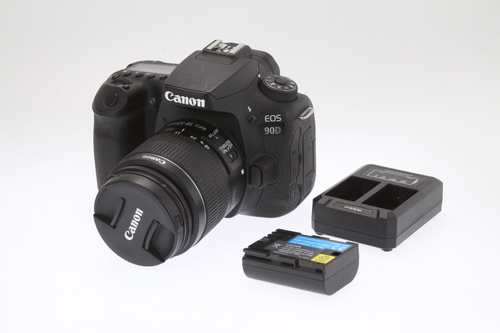 Canon EOS 90D w/ 18-55 Kit Lens (Shutter Count 16,000, Read Description!)