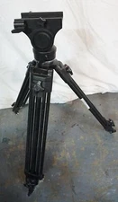 UNKNOWN MODEL HEAVY DUTY TRIPOD+FLUID?HEAD&QUICK RELEASE VIDEO CAMERA MOUNT