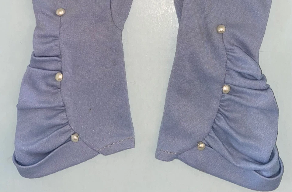 Guantes Mujer Años 40 Talla Pequeña, Botones Perla Decorativos, RARO Color Azul Suave Foto 4 de 4