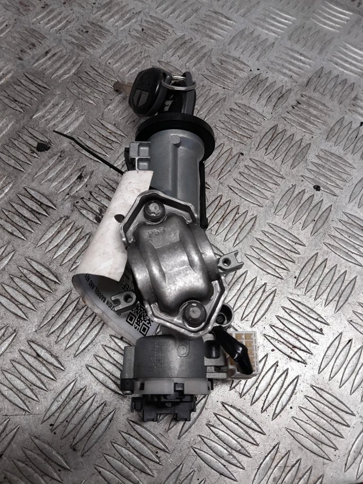 SUZUKI GRAND VITARA IGNITION BARREL AND KEY 1.9 DIESEL 33970-67J0 2005-2015 - Image 4 of 4