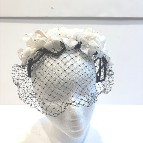 Vintage Style Floral Birdcage Veil Fascinator White Flowers Black Netting