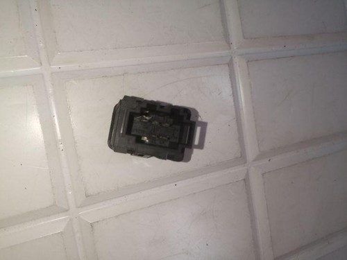 VW GOLF IV Variant 1J5 Schalter zur Einstellung der Scheinwerferhöhe 18234455