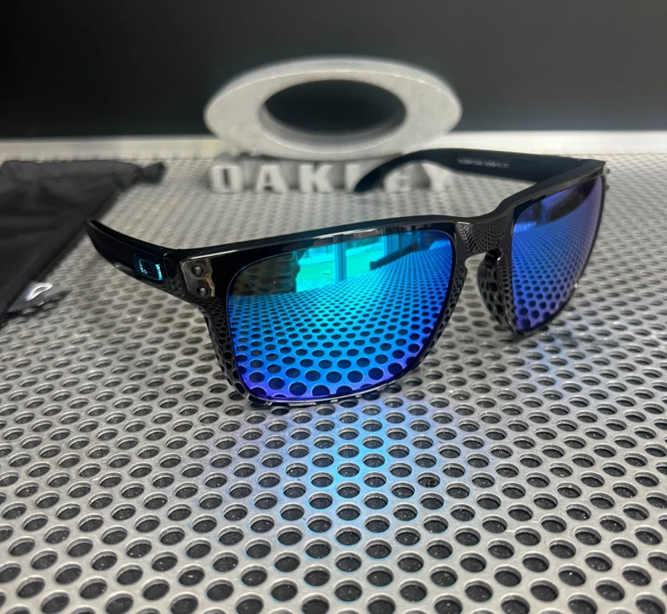 Oakley Holbrook XL, photo 2 of 5