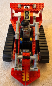 Vintage Lego Technic set 8229 - Tread Trekker; 100% complete w box and 2 manuals