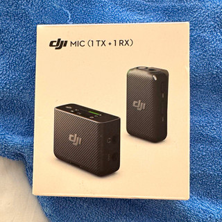 DJI Mic Wireless Clip On Microphone 1TX 1RX Omni Black Hot Shoe Windscreen