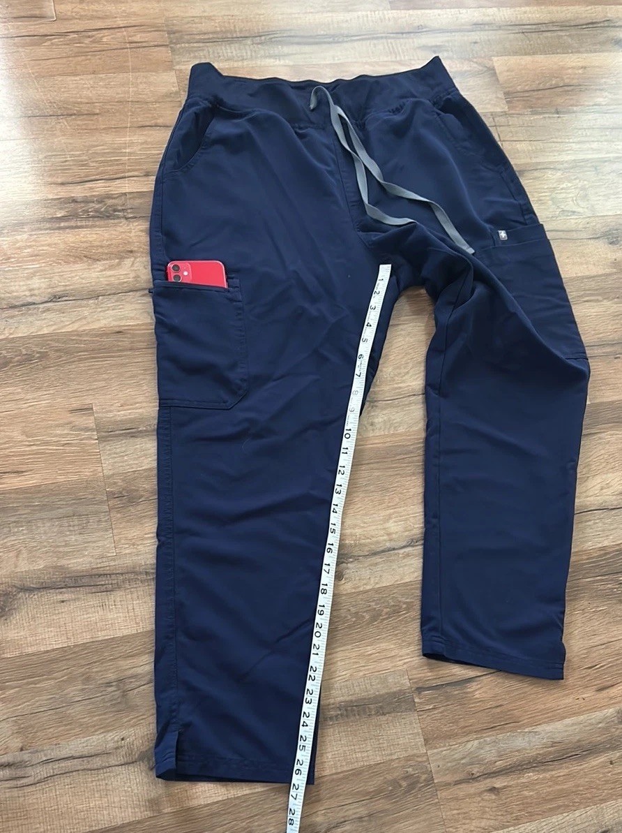 FIGS BASIC SCRUB PANTS TECHNICAL COLLECTION NAVY … - image 7