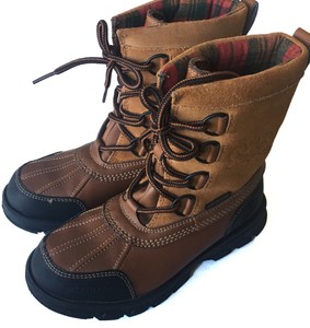 skechers adventure footwear