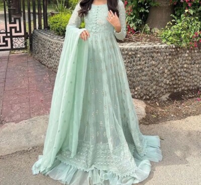 Maham Baig pakistan engagement nikkah walima dress UK