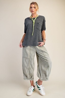 Easel Textured Waffle Knit Short Sleeve Washed Top in Black - Women's