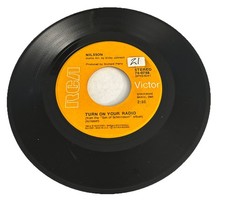 Nilsson &ndash; Turn On Your Radio / Spaceman 1972 RCA Pop 45 RPM (box30)