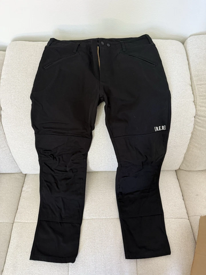 Calça preta designer GG Riding Equipment Research 133 para Helter Skelter Malcom - Imagem 2 de 4